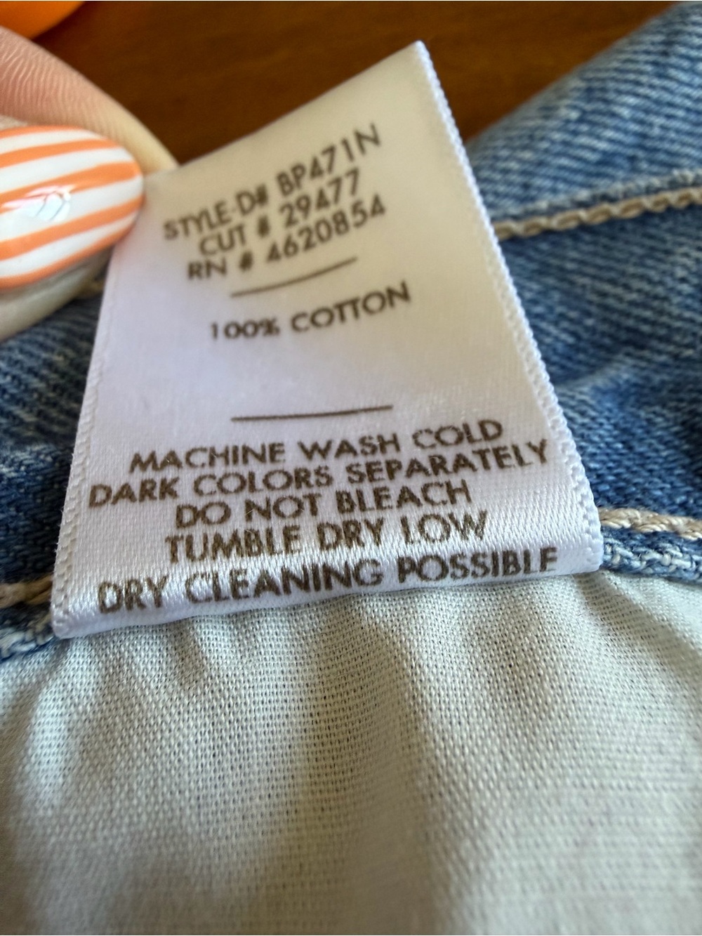 Just Black Women’s Light Blue Relaxed Jeans - Picture 5 of 8